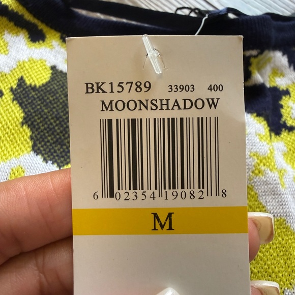 Cable & Gauge Yellow and Navy Blue Knit Top - Picture 7 of 7